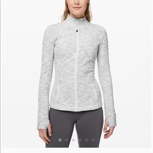 White heather grey lululemon define jacket. Sz 4